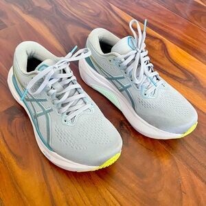 ASICS Gel Kayano 30, size 7.5